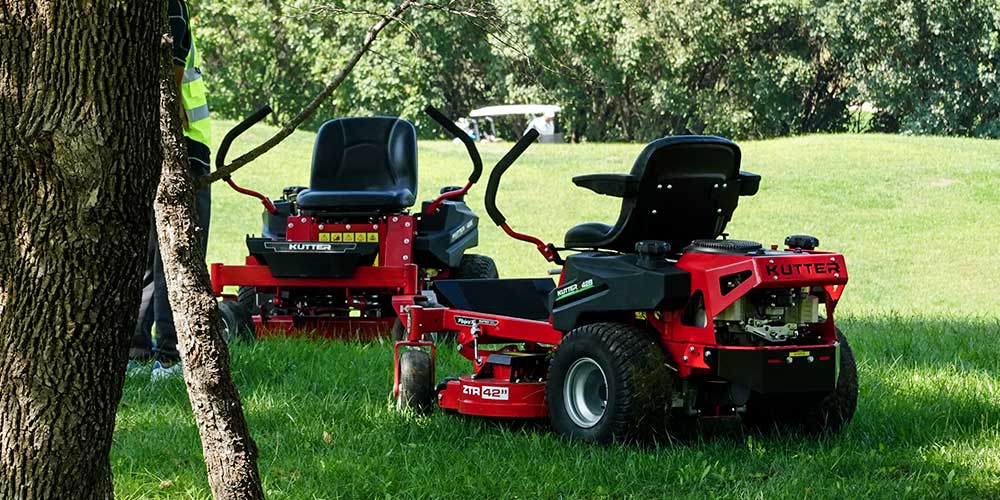 hydro-gear-transmission-zero-turn-mower-hero-banner.jpg