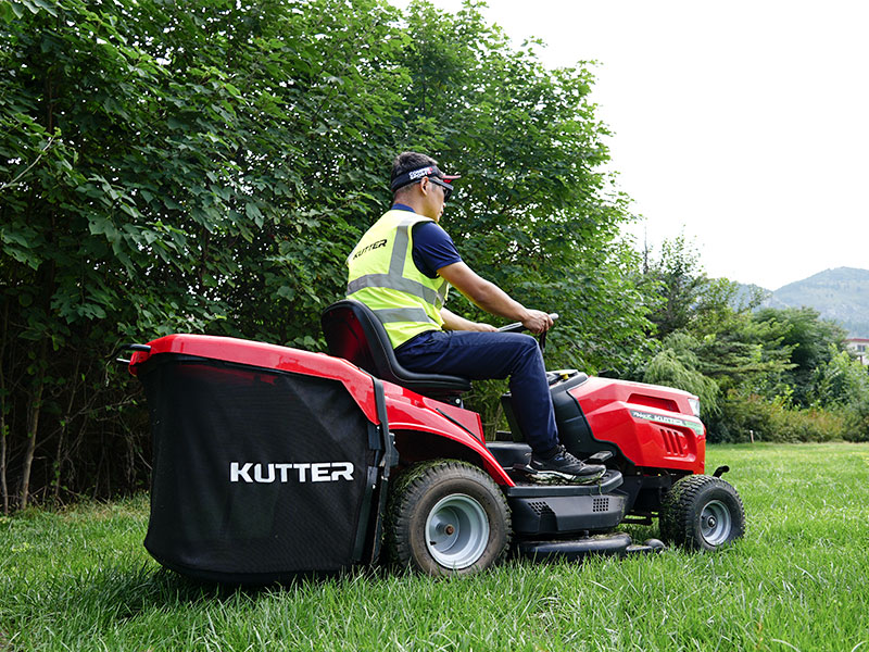 lt-42r-hero-mowing-residential.jpg