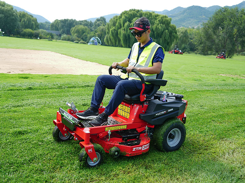 KUTTER ZTR-36B – petite empreinte.jpg