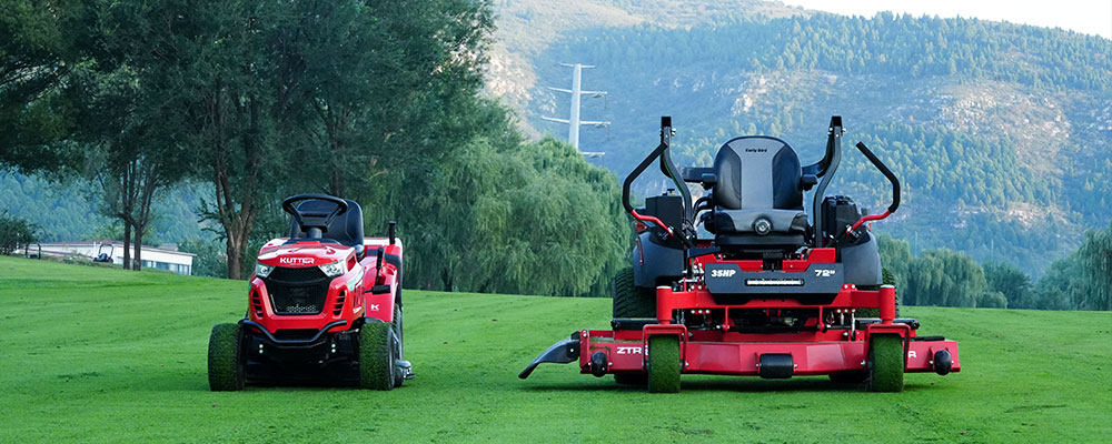lawn-tractor-model-mix-size-lineup.jpg lawn-tractor-model-mix-size-lineup.jpg