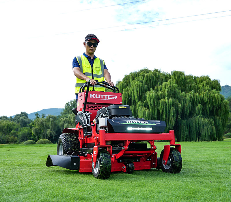 1785748406300211.jpg kutter-commercial-stand-on-mower.jpg