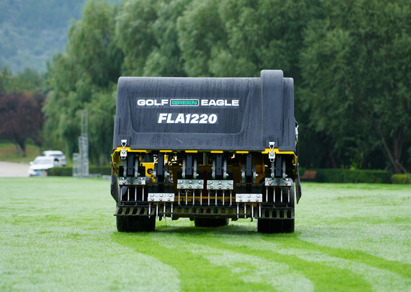 aireación-trasera-con-púas-aireador-golf-fla1220