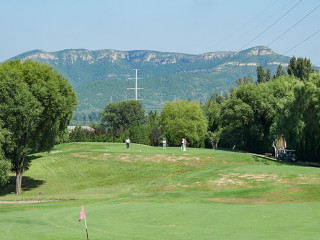 Mantenimiento del césped de campos de golf