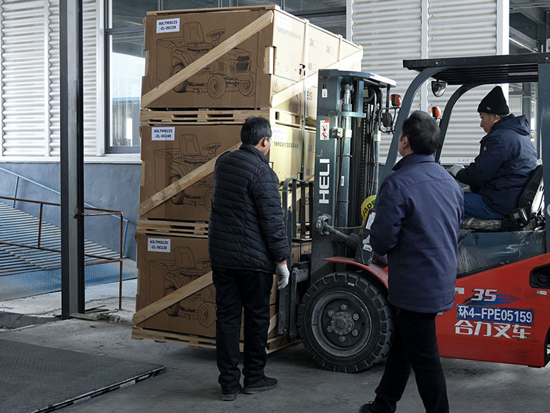 ztr-62c-chargement-conteneur-flotte-chariot-elevateur-21pcs.jpg
