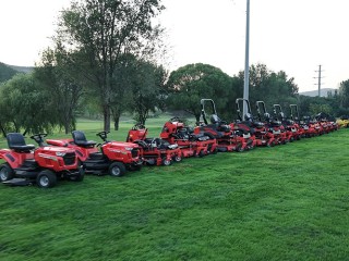 traktor-ogrodowy-kontra-zero-turn-okladka-glowna