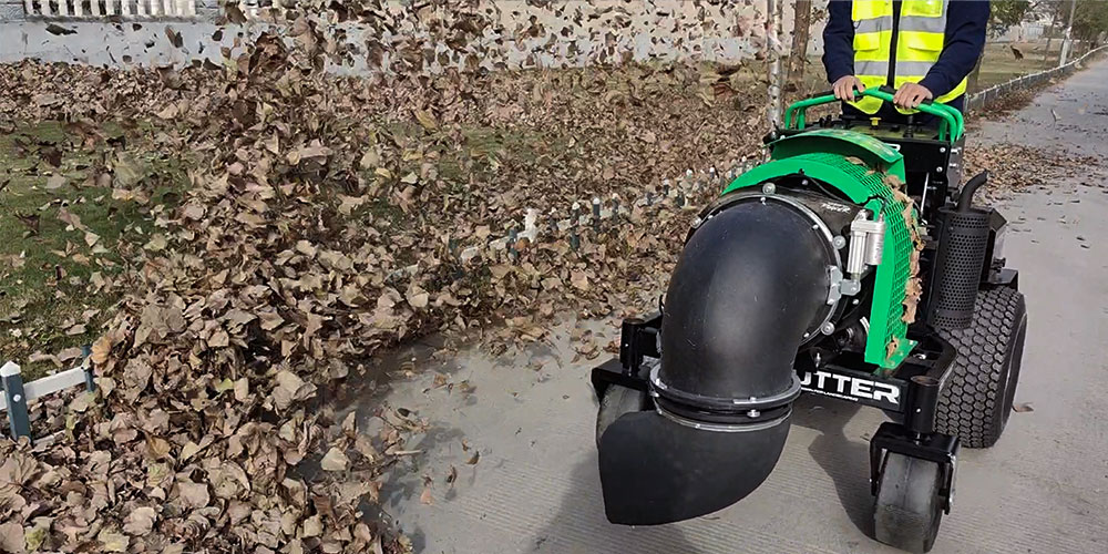 stand-on-leaf-blower-clearing-roadside.jpg