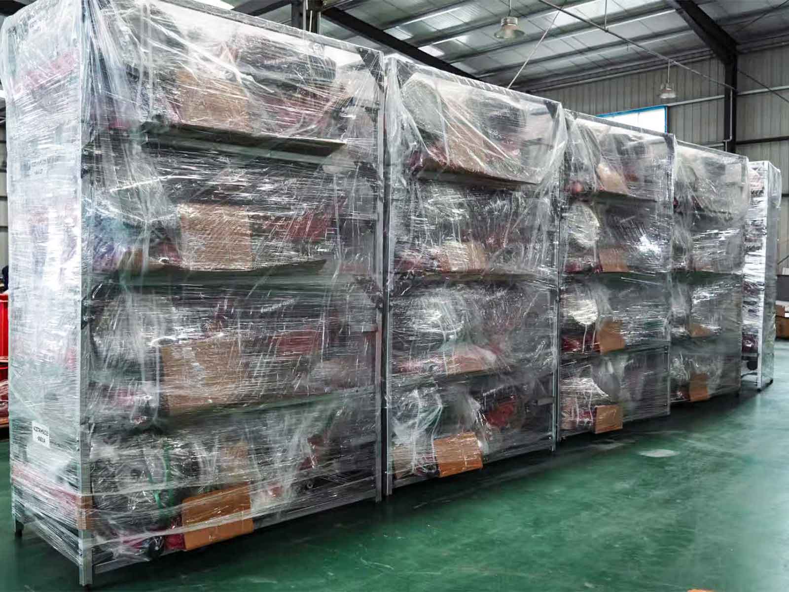 ztr-mower-container-loading-warehouse.jpg