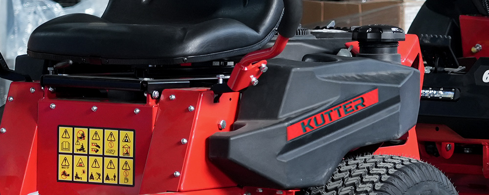 Zero-turn-mower-fuel-gauge-and-dashboard-close-up.jpg