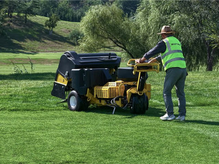 Mantenimiento de Césped de Campos de Golf