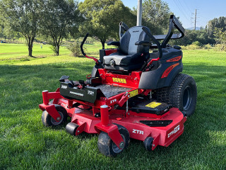 kutter-ztr-72c-tondeuse-commerciale-à-rayon-de-braquage-zéro-plateau-de-72-pouces-pelouse-avant